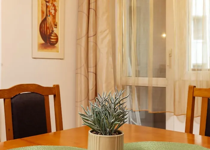 Glorious - 2-bedroom Near Youth Hill By Flat Mаnager