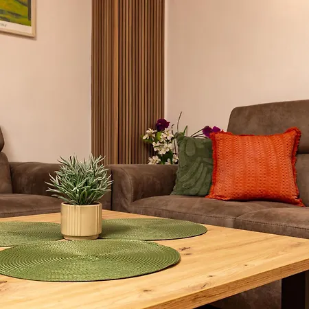 Glorious - 2-bedroom Near Youth Hill By Flat Mаnager *