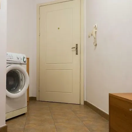 Glorious - 2-bedroom Near Youth Hill By Flat Mаnager