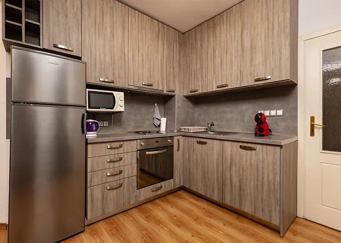 公寓 Glorious - 2-bedroom Near Youth Hill By Flat Mаnager *