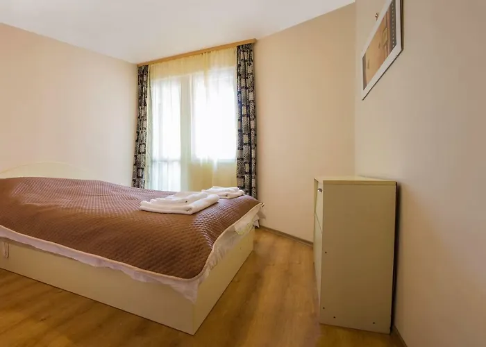 公寓 Glorious - 2-bedroom Near Youth Hill By Flat Mаnager