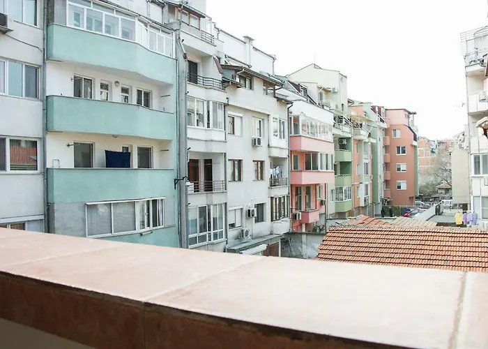 Glorious - 2-bedroom Near Youth Hill By Flat Mаnager Apartment *